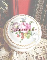 画像: ブロカント〜アンティーク　薔薇柄　陶器の小物入れ