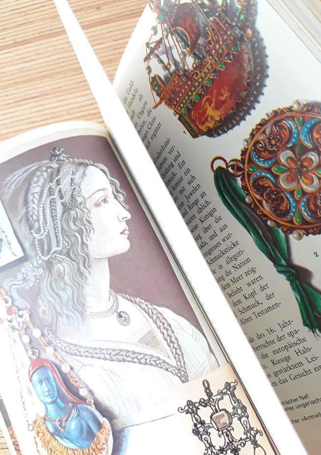 ヨーロッパ 雑貨 装飾品 アクセサリー ドイツの 宝石 ジュエリー 古書 インテリア 洋書